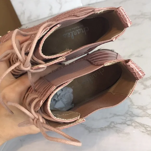 Charles By Charles David Debate studded chunky block heel Booties size 8 - Picture 10 of 11